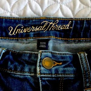 Slightly used universal thread mid rise skinny jeans